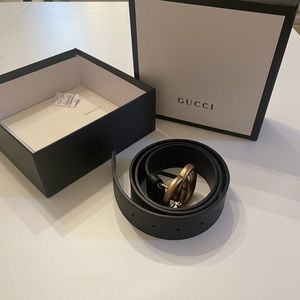 AUTHENTIC Gucci belt, medium to large size.